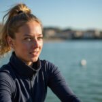 Découvrez le rowing haltère : l’exercice essentiel du tirage bûcheron pour sculpter votre dos